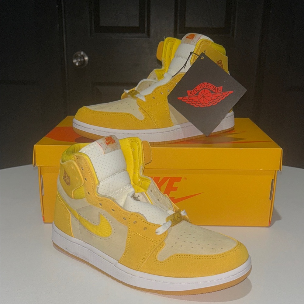 Jordan 1 High Zoom Air CMFT 2 “Yellow Ochre” Women’s Size 10.5